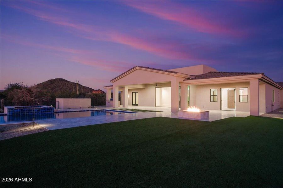 042-042_7926 E Morning Vista T