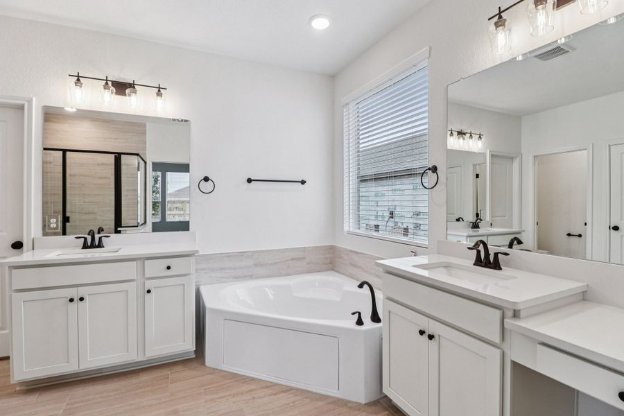 Representative furnished interior of a home built from the San Saba by Ashton Woods in The Heritage at Saddlebrook Ranch 70's, Schertz (Image 8). Representative furnished interior of a home built from the San Saba by Ashton Woods in The Heritage at Saddlebrook Ranch 70's, Schertz (Image 8).