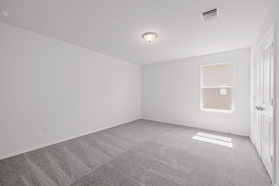 Spacious, unfurnished interior of a new home in Sonterra - Cool Water, Jarrell (Image 16).