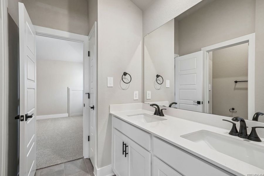 Furnished interior view inside a new home in Fox Falls, Boerne (Image 14).