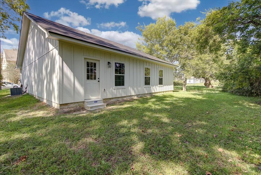 Exterior details and patio area of a home in , Beaumont (Image 19).
