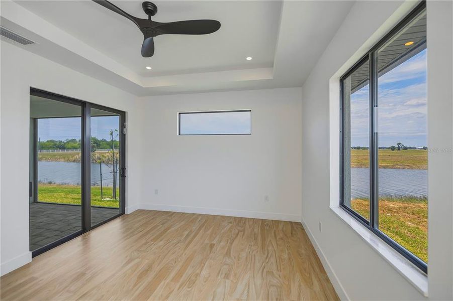 Spacious, unfurnished interior of a new home in , Placida (Image 70).