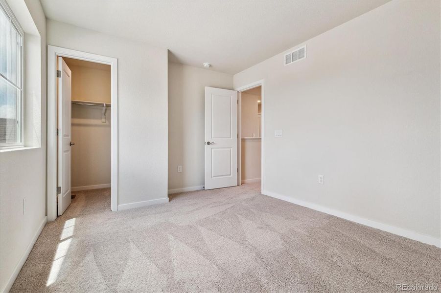 Spacious, unfurnished interior of a new home in Spring Valley Ranch, Elizabeth (Image 21).