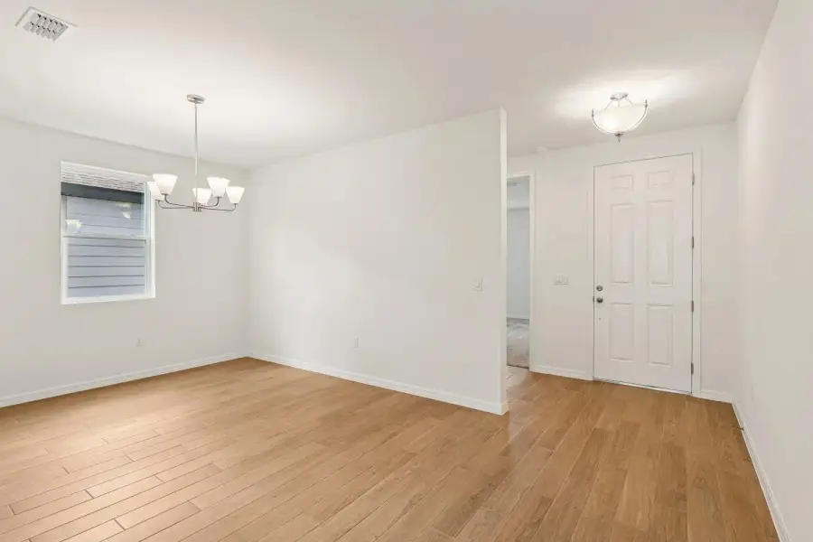 Spacious, unfurnished interior of a new home in Northlake at Ovation, Winter Garden (Image 15).