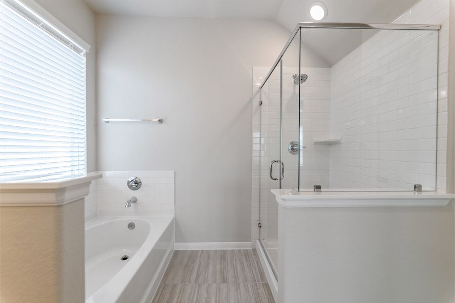 Furnished interior view inside a new home in Canterra Creek, Rosharon (Image 9).
