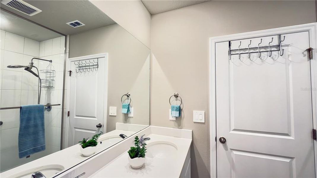 Furnished interior view inside a new home in Park East, Plant City (Image 6). Furnished interior view inside a new home in Park East, Plant City (Image 6).