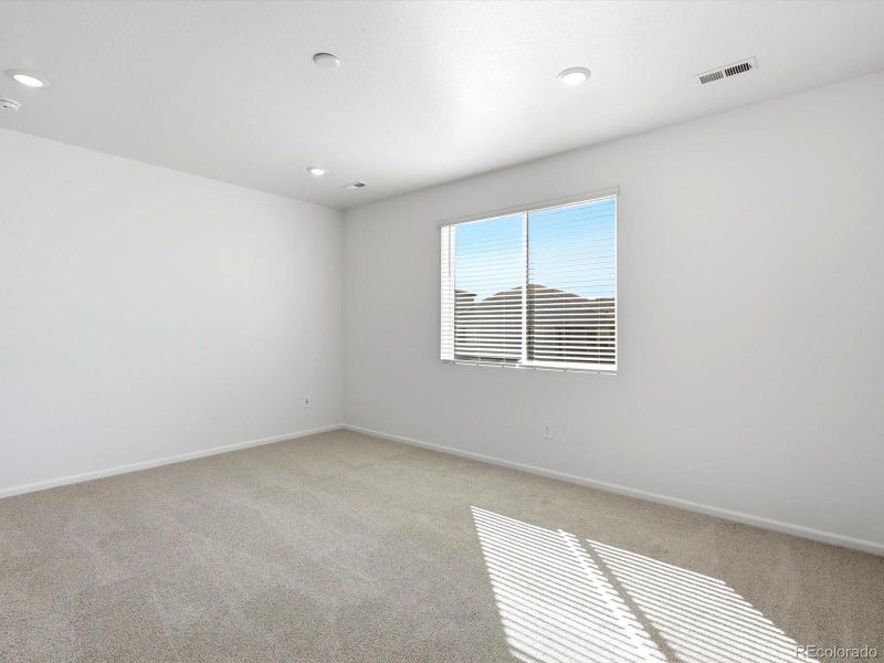 Spacious, unfurnished interior of a new home in , Windsor (Image 23).