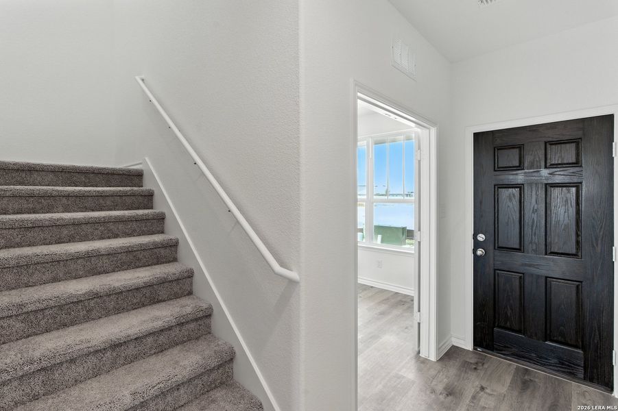 Spacious, unfurnished interior of a new home in , New Braunfels (Image 22).