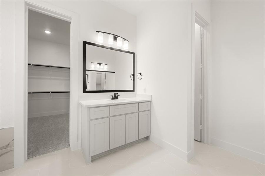 516 Burtin- Primary Suite-4