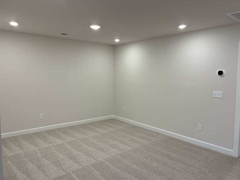 Spacious, unfurnished interior of a new home in Miller Park, Greenville (Image 12). Spacious, unfurnished interior of a new home in Miller Park, Greenville (Image 12).