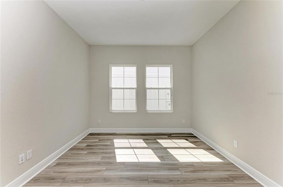 Spacious, unfurnished interior of a new home in Mirada, San Antonio (Image 17).