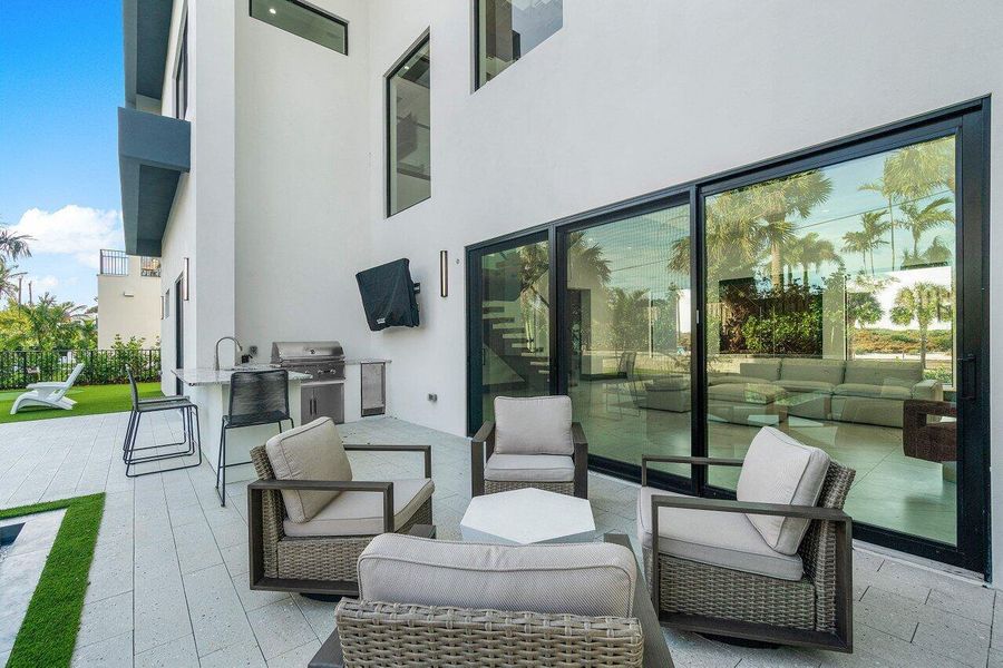 Exterior details and patio area of a home in , Juno Beach (Image 47).