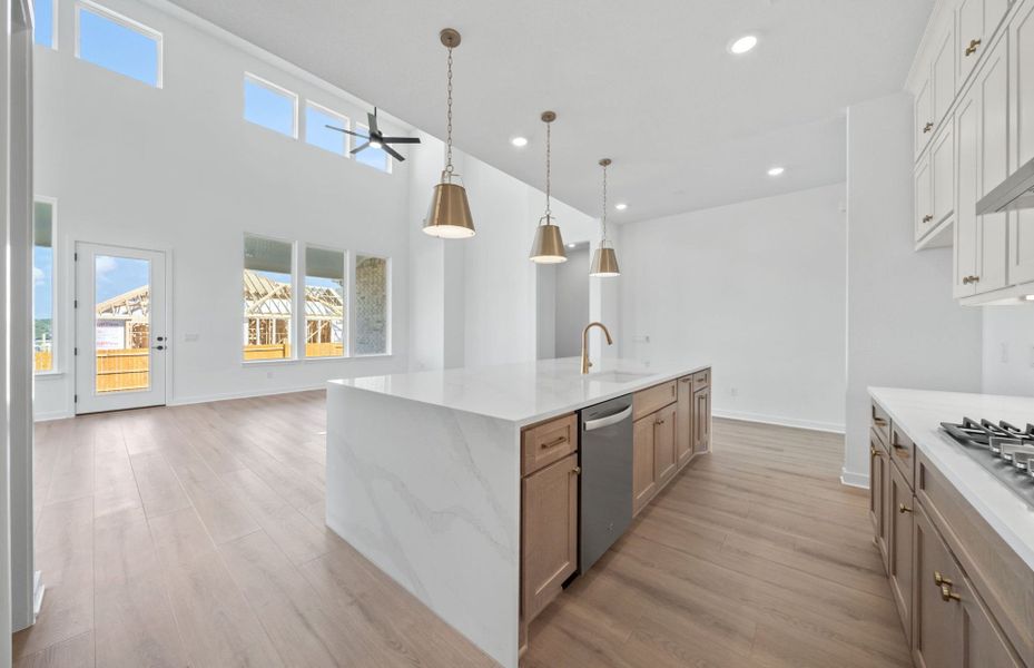 Furnished interior view inside a new home in 6 Creeks, Kyle (Image 10).