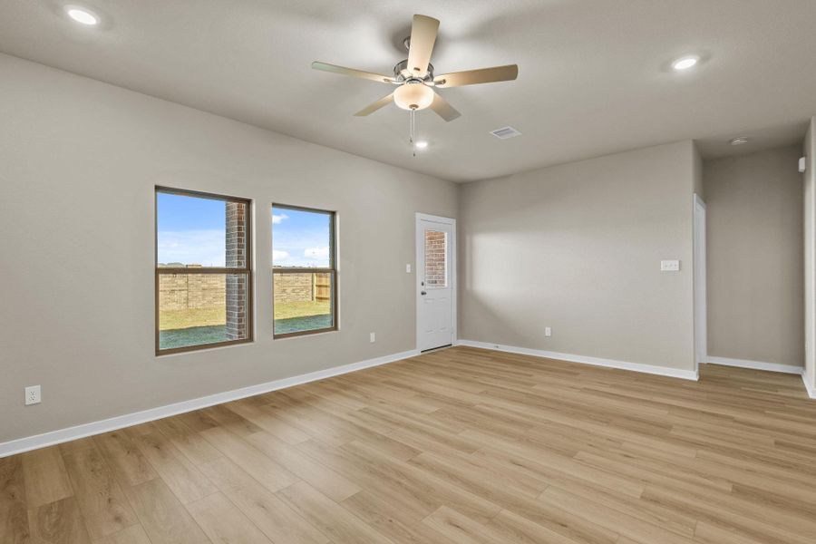 Spacious, unfurnished interior of a new home in Cypress Green, Hockley (Image 17).