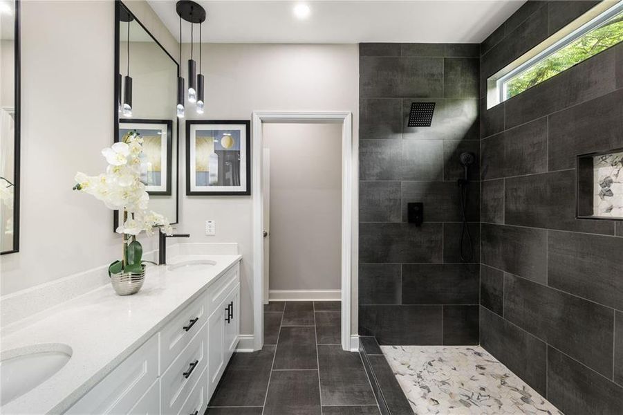 Furnished interior view inside a new home in , Atlanta (Image 25).