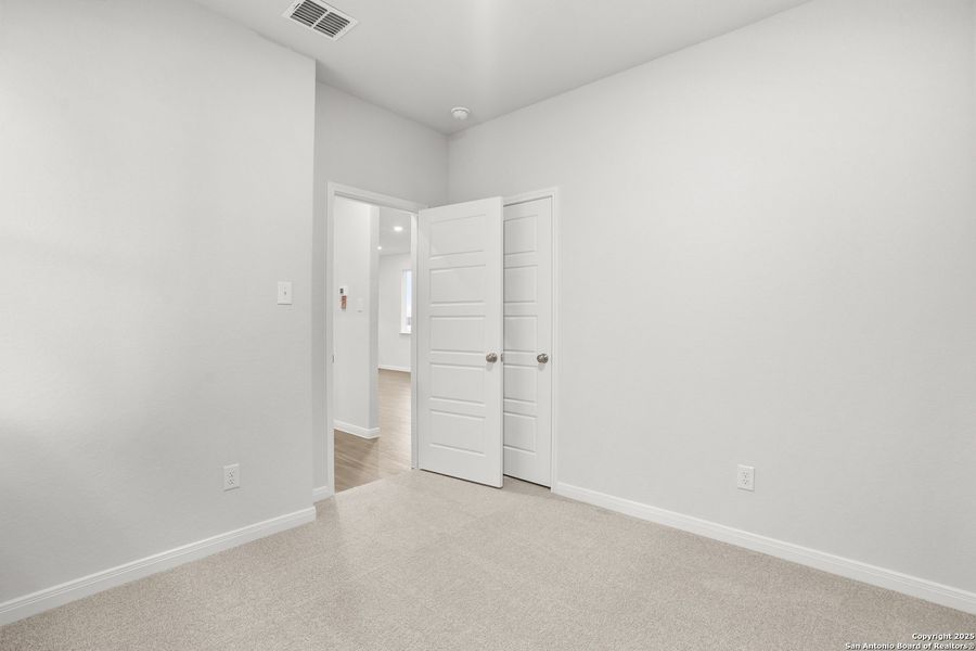 Spacious, unfurnished interior of a new home in Katzer Ranch, Converse (Image 26).