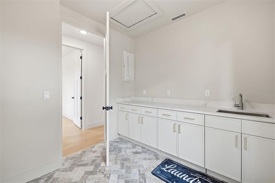 Furnished interior view inside a new home in , Tampa (Image 31).