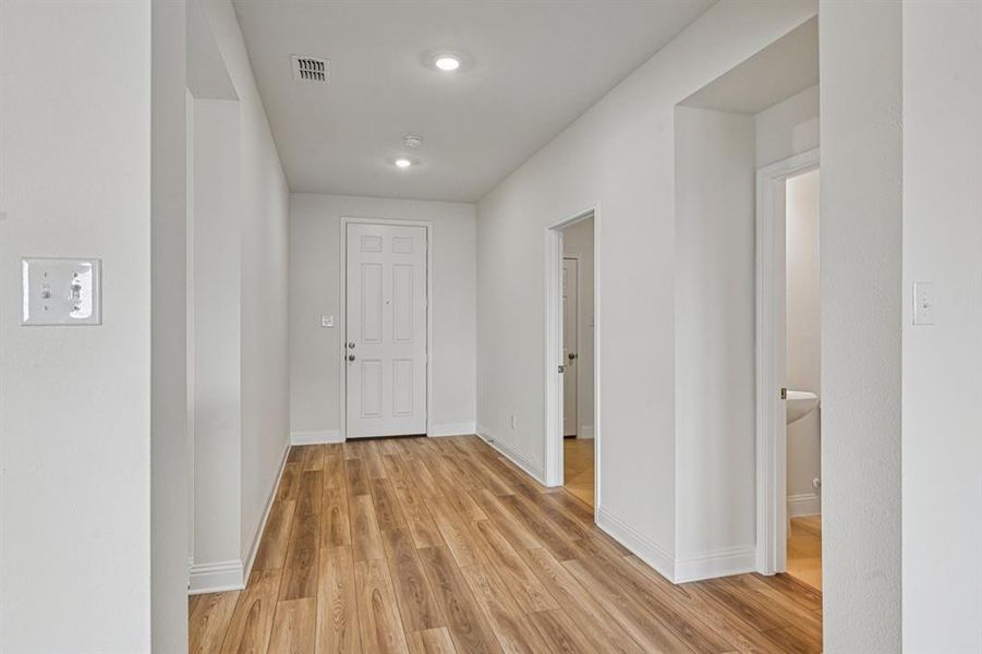 Spacious, unfurnished interior of a new home in The Preserve Estates, Justin (Image 18).