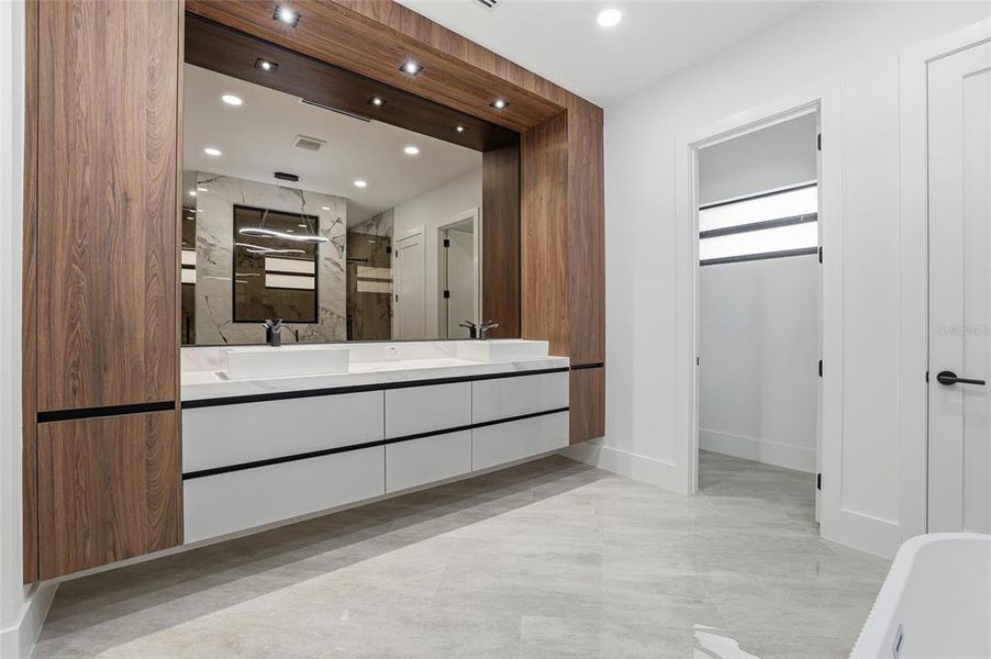 Furnished interior view inside a new home in , Tampa (Image 12).