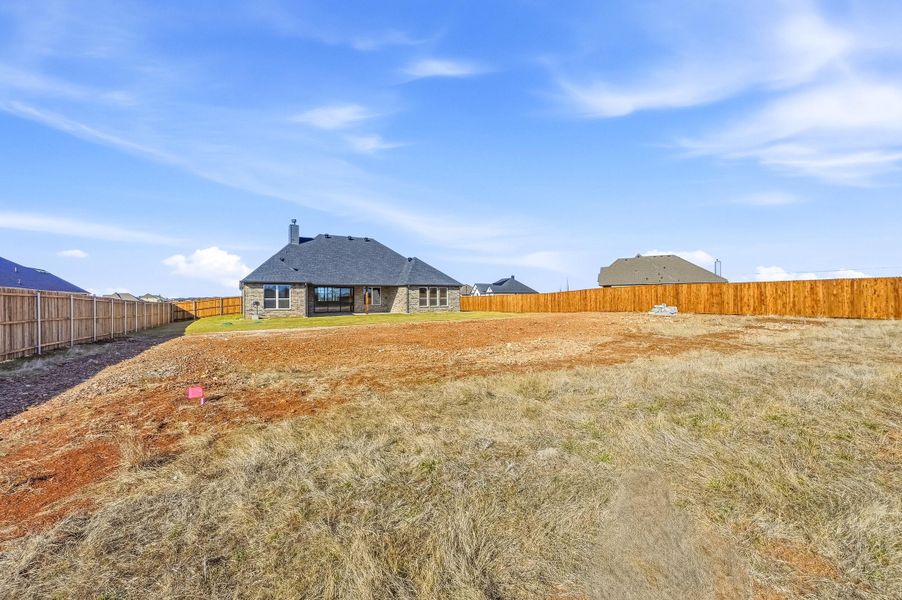 Image 38 of a home in Coyote Crossing. Image 38 of a home in Coyote Crossing.