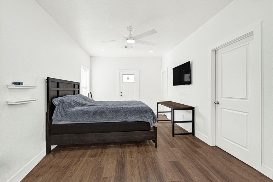 Furnished interior view inside a new home in , Houston (Image 11).