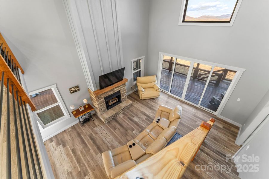 Furnished interior view inside a new home in , Nebo (Image 13).