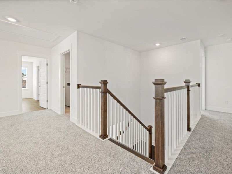 Spacious, unfurnished interior of a new home in , Summerville (Image 19).
