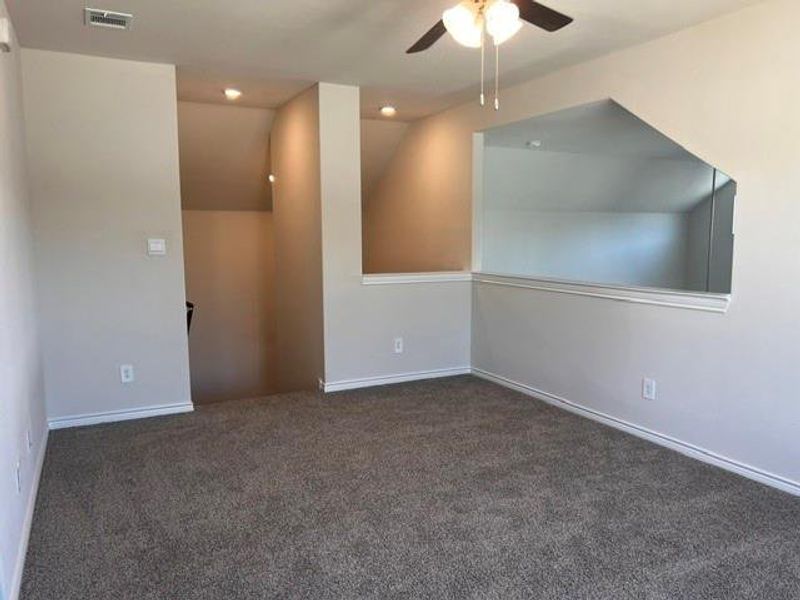 Spacious, unfurnished interior of a new home in The Preserve at Forum, Grand Prairie (Image 5).