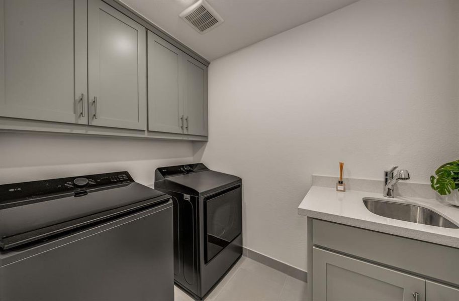 Furnished interior view inside a new home in Fields Villas - Darling Homes, Frisco (Image 9). Furnished interior view inside a new home in Fields Villas - Darling Homes, Frisco (Image 9).