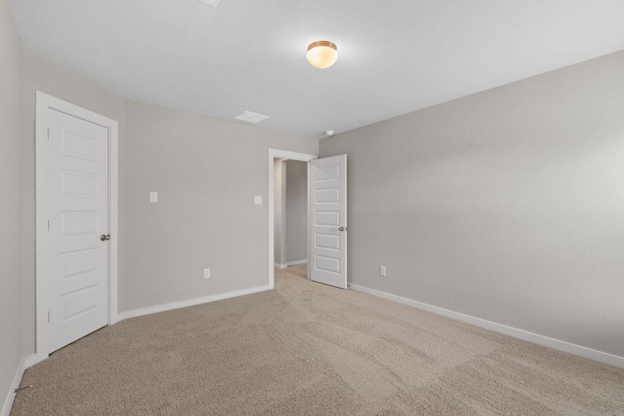 Spacious, unfurnished interior of a new home in Cypresswood Landing, Humble (Image 22).