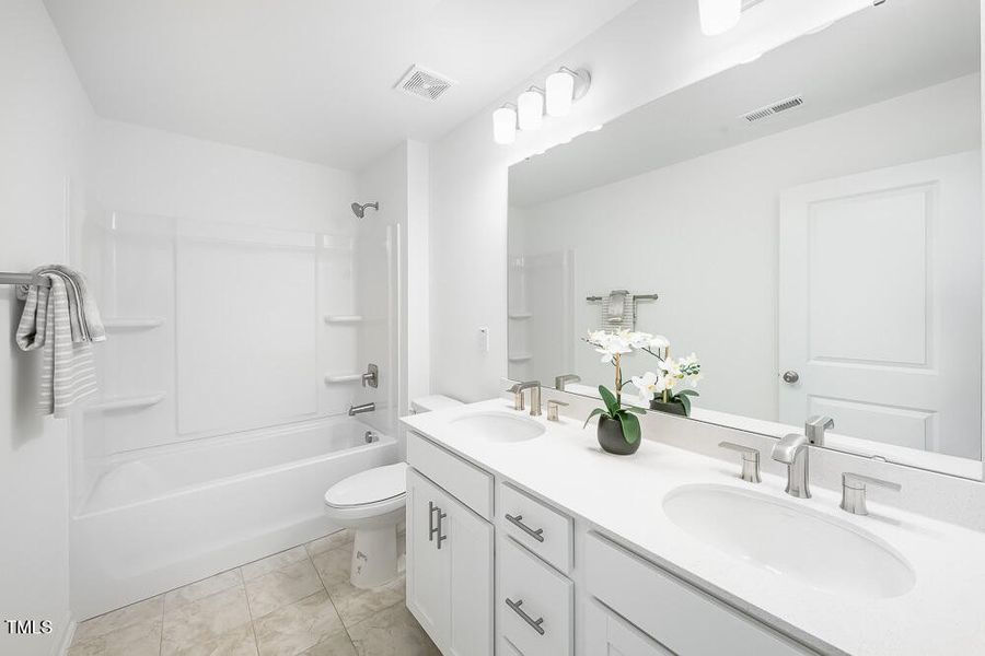 magnolia-lot-129-bathroom-001