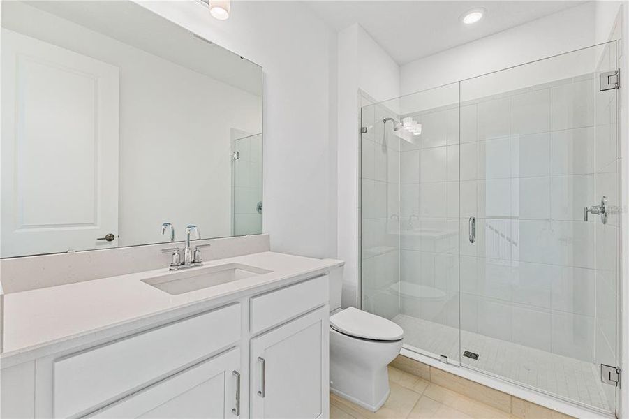 Furnished interior view inside a new home in , Winter Garden (Image 10).