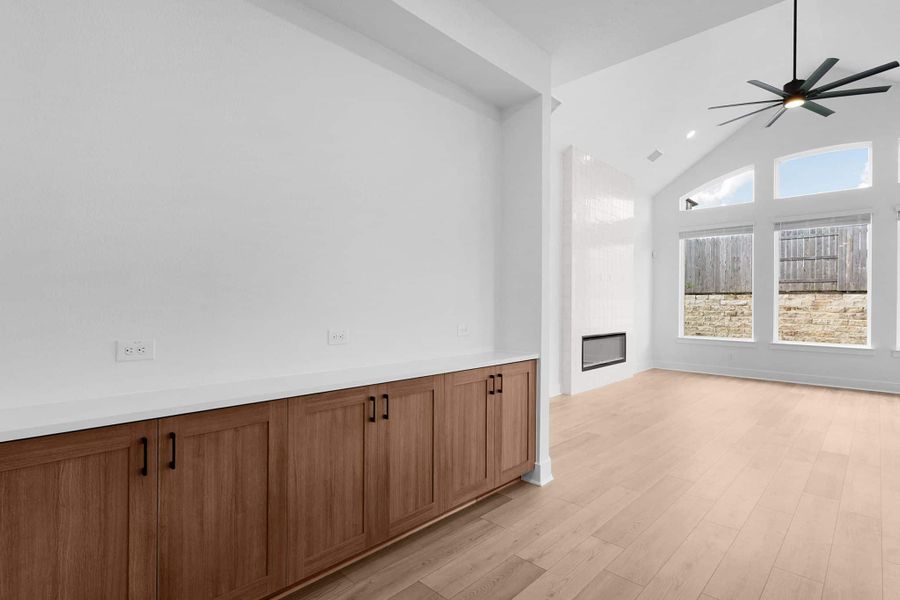 Spacious, unfurnished interior of a new home in Lariat, Liberty Hill (Image 14).