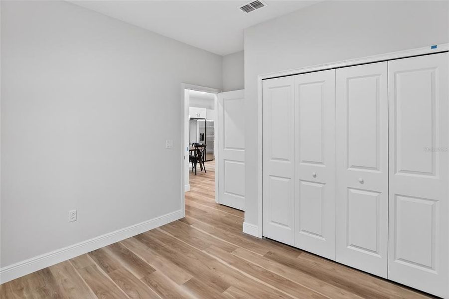 Spacious, unfurnished interior of a new home in , Ocala (Image 28).