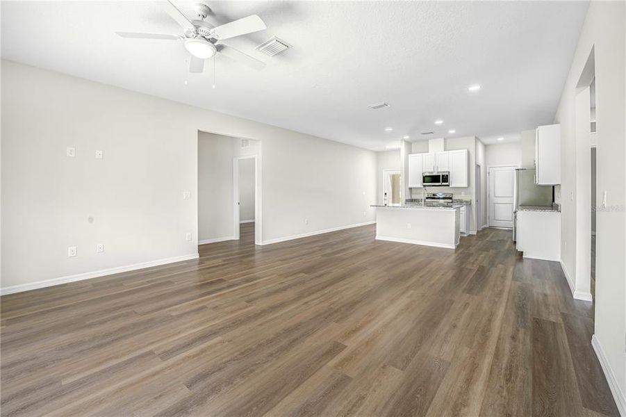 Spacious, unfurnished interior of a new home in , Brooksville (Image 41).