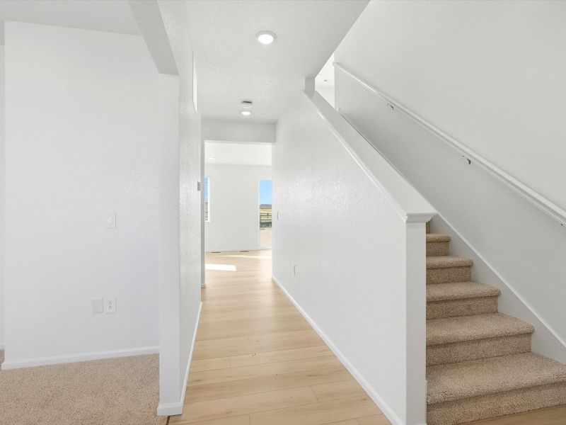 Spacious, unfurnished interior of a new home in Meridian Ranch, Peyton (Image 11).