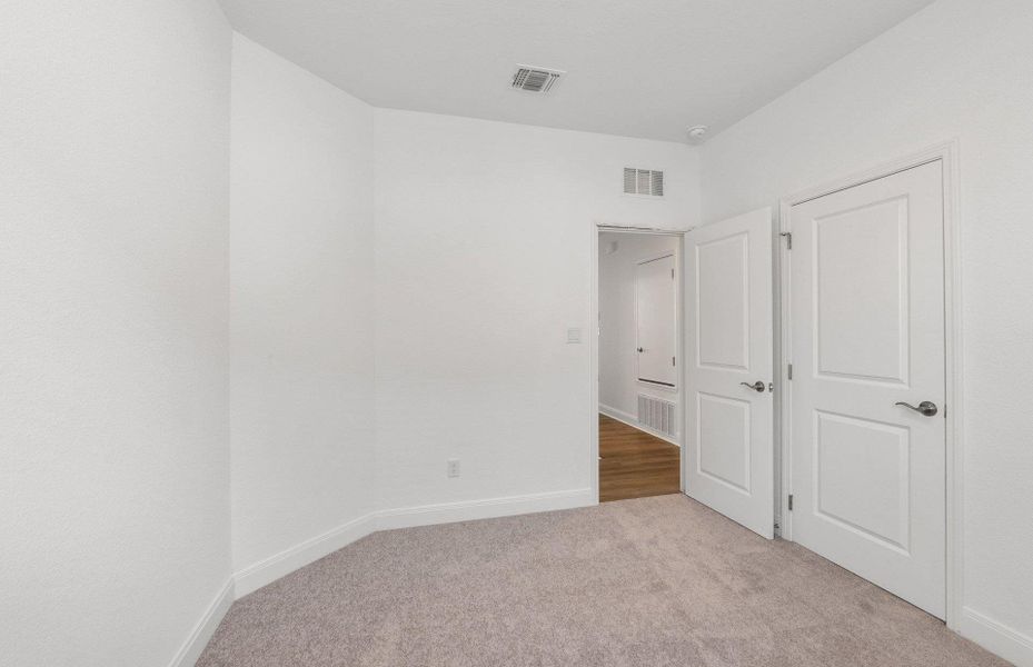 Spacious, unfurnished interior of a new home in La Cima, San Marcos (Image 13). Spacious, unfurnished interior of a new home in La Cima, San Marcos (Image 13).