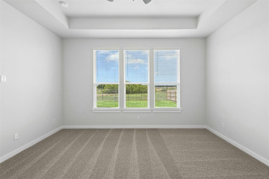 Spacious, unfurnished interior of a new home in East View Farms, Georgetown (Image 34).