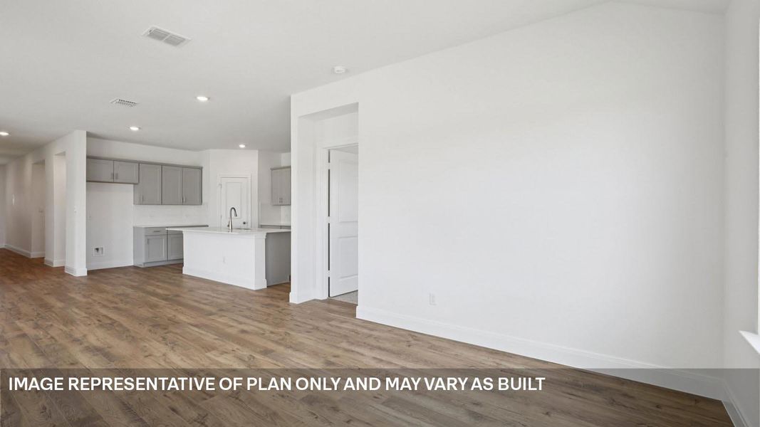 Representative unfurnished interior of a home built from the The Grayson by D.R. Horton in Railhead, Cedar Creek (Image 18).