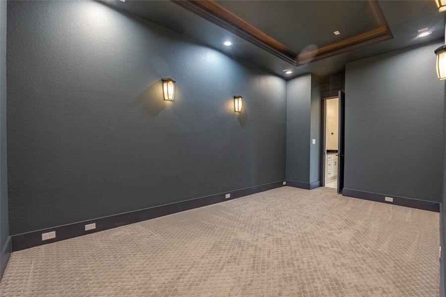 Image 8 of a home in . Image 8 of a home in .