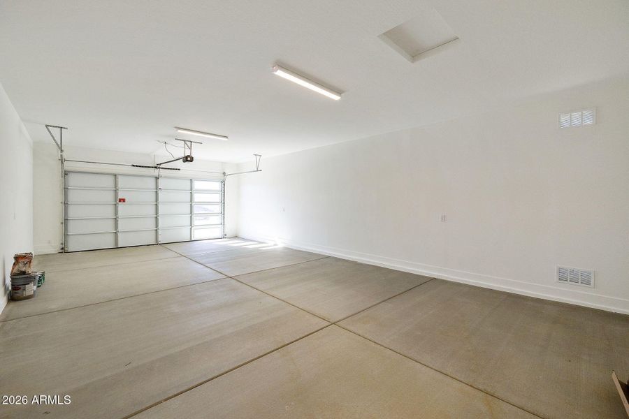 4 CAR GARAGE