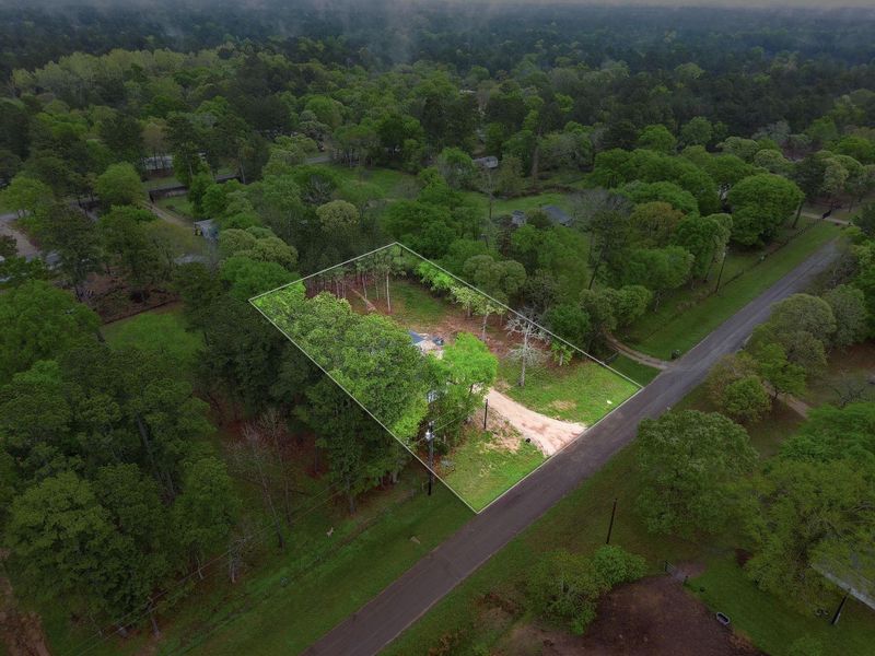 Image 14 of a home in . Image 14 of a home in .