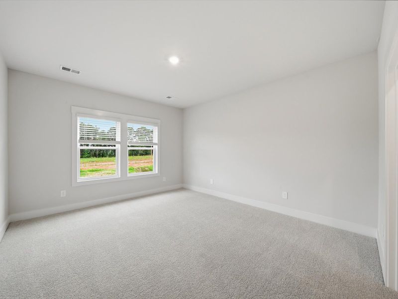 Spacious, unfurnished interior of a new home in Crossing at Abner Creek, Greer (Image 16). Spacious, unfurnished interior of a new home in Crossing at Abner Creek, Greer (Image 16).