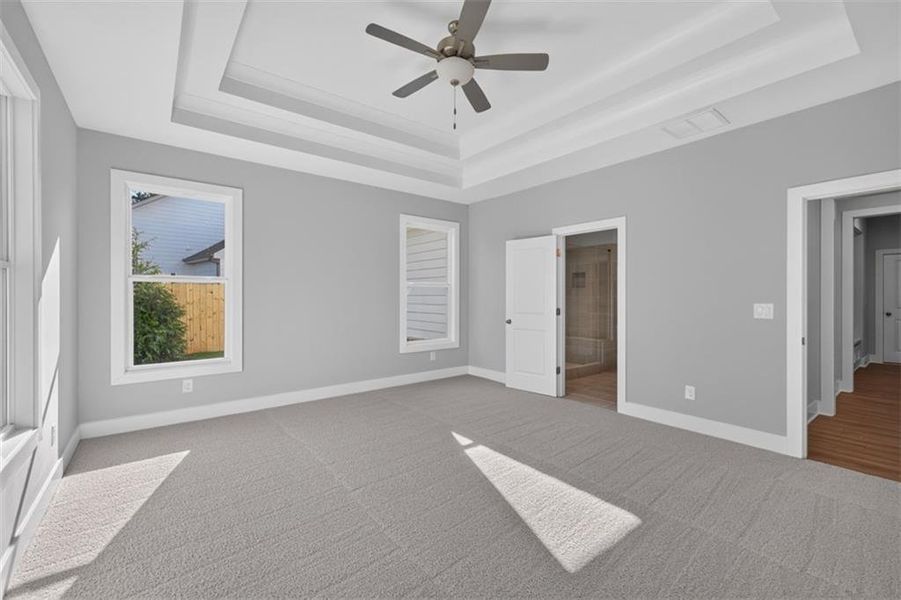 Spacious, unfurnished interior of a new home in , Gainesville (Image 40).