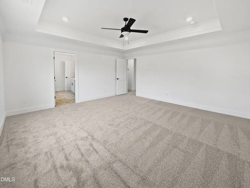 Spacious, unfurnished interior of a new home in Charlotte's Ridge, Middlesex (Image 26).