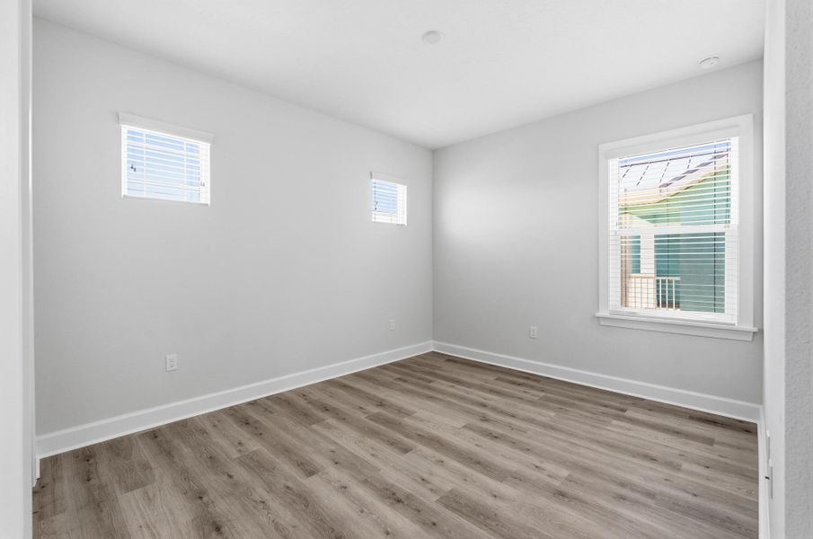 Spacious, unfurnished interior of a new home in Beachview Cove, Ormond Beach (Image 56).