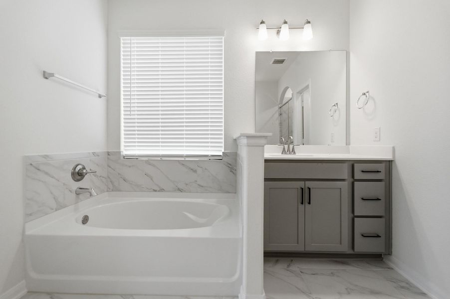 Furnished interior view inside a new home in Mulberry Farms, Santa Fe (Image 12).