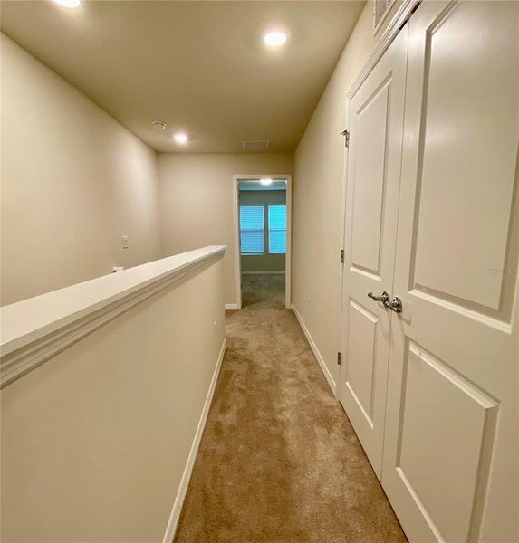 Spacious, unfurnished interior of a new home in , Kissimmee (Image 21).