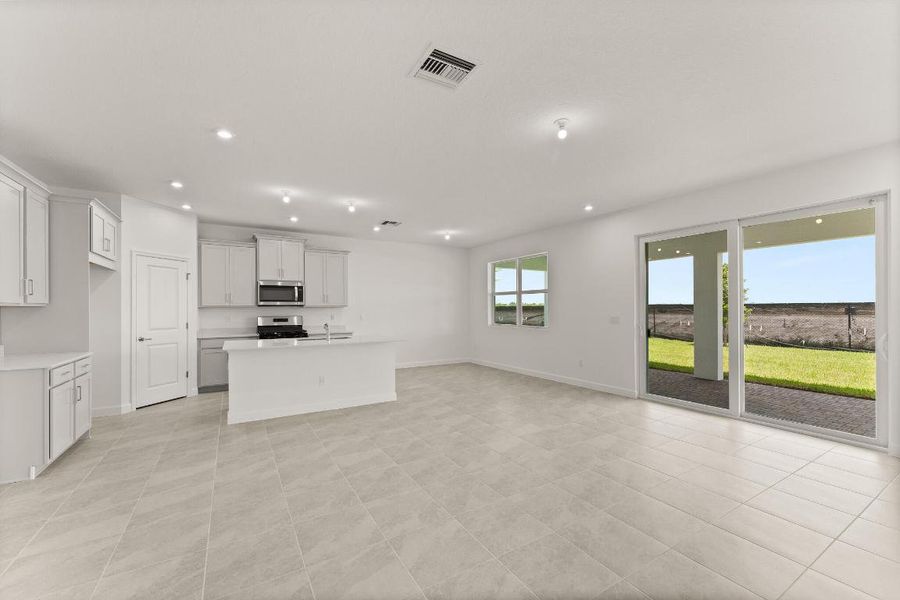 US_SEF_CASCADES_LOT 353_dining