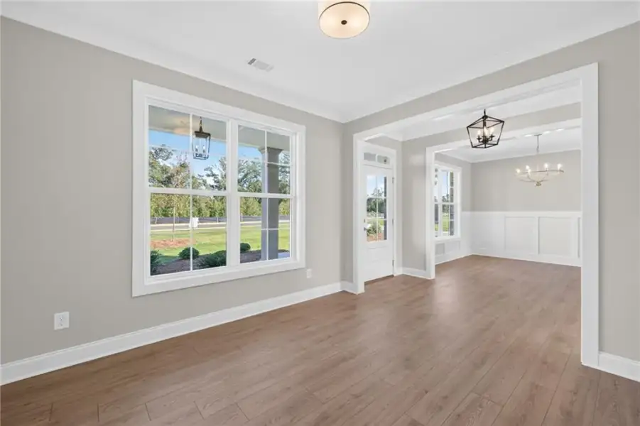 Spacious, unfurnished interior of a new home in , Jefferson (Image 36).